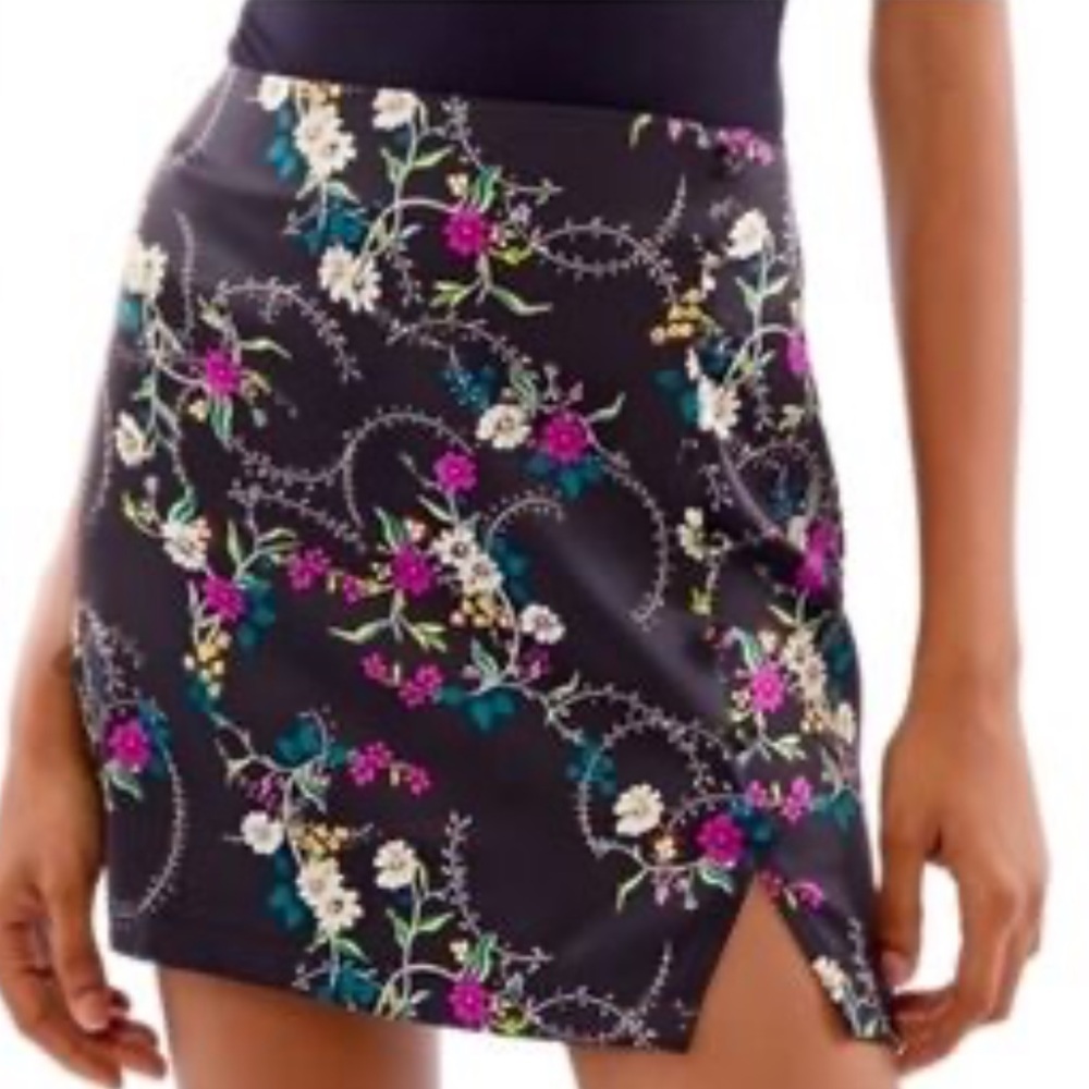 NWT Urban Outfitters Satin Effect Floral Black Skirt